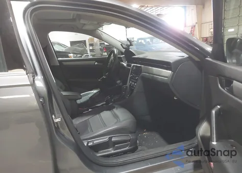 2021 Volkswagen Passat 2.0T Se from USA, damaged, VIN 1VWSA7A38MC000319